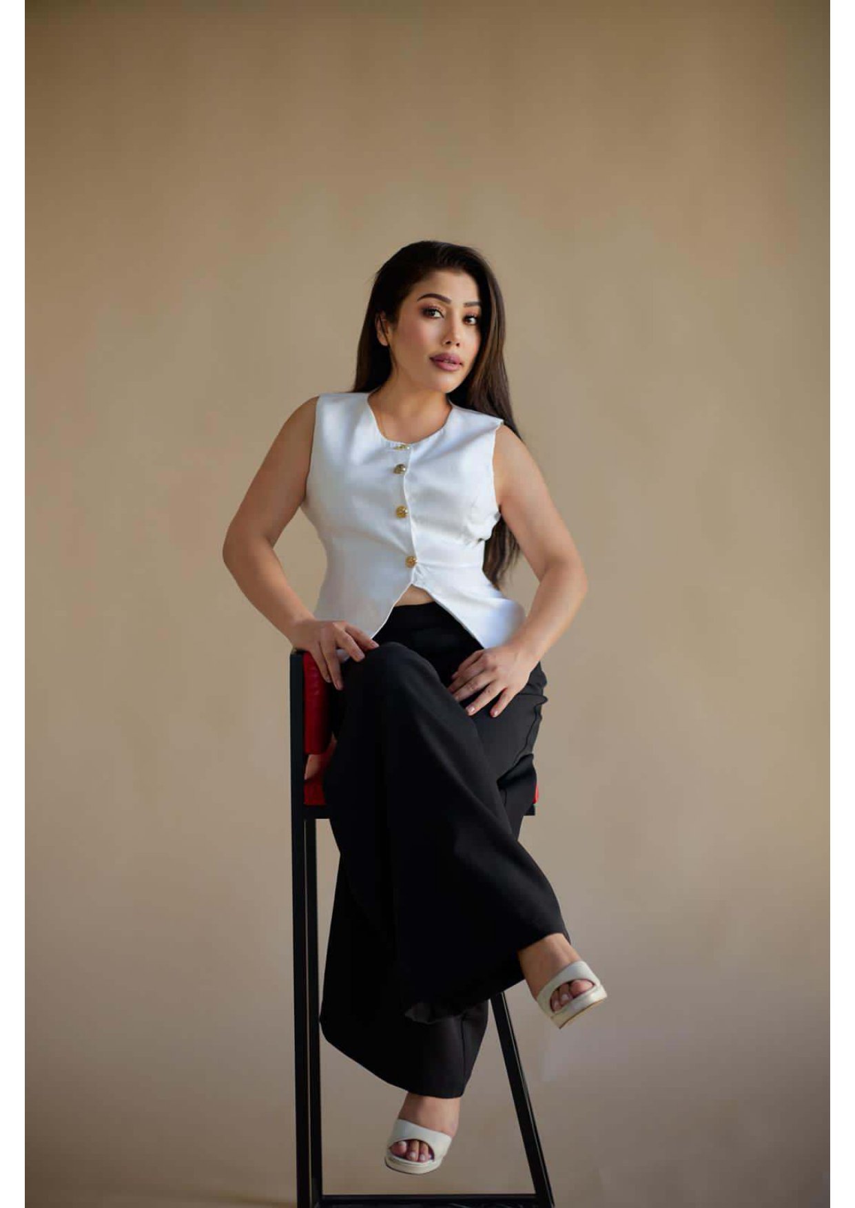 /storage/photos/1/Russian-model/RUSSIAN AEROFLOT BEING LADIE_page-0010.jpg